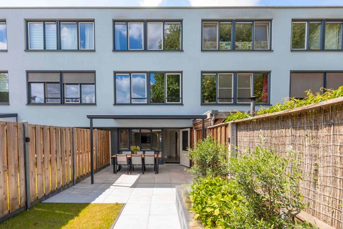 6-kamerhuis te koop in Wesselerbrink Noord-Oost, Enschede