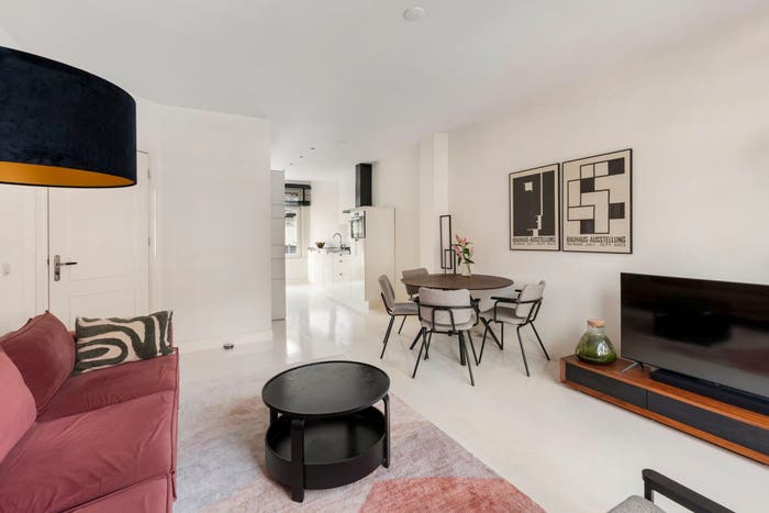 2-kamerappartement te koop in Filips van Almondekwartier, Amsterdam