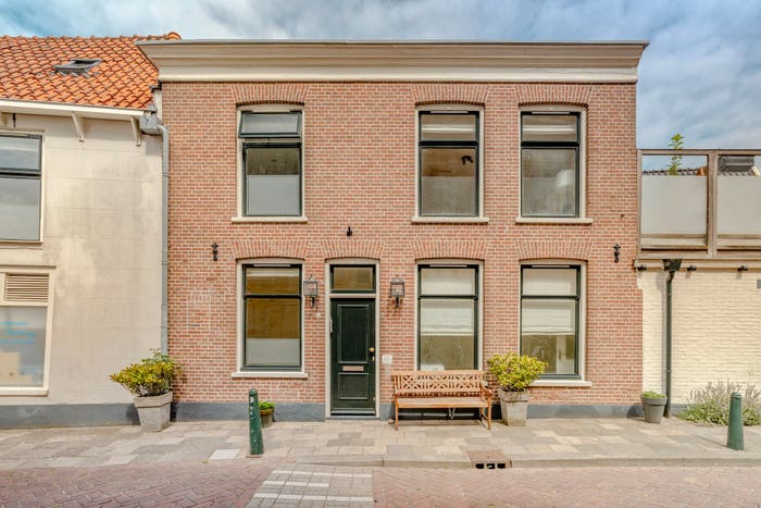 6-kamerappartement te koop in Weesp Centrum, Weesp