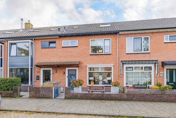 5-kamerhuis te koop in Saturnusbuurt, IJmuiden