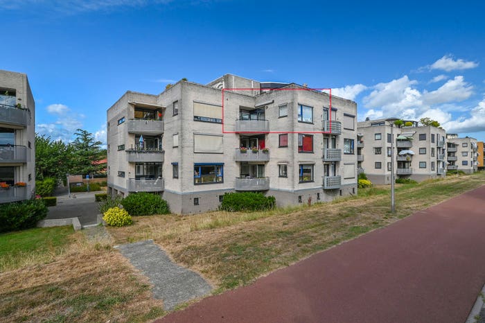 3-kamerappartement te koop in Tweede woonwijk, Zeewolde