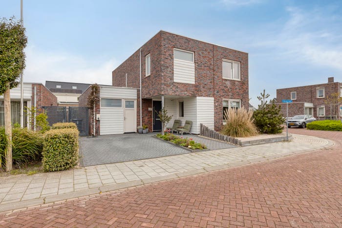 8-kamerhuis te koop in Verspreide huizen Zoutelande, Zoutelande