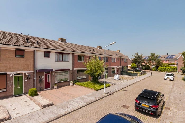 4-kamerhuis te koop in Axel – Bachstraat, Kern Axel