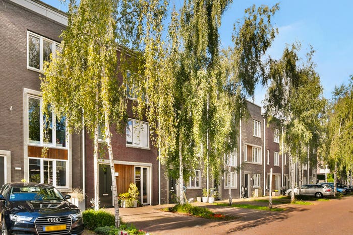 6-kamerhuis te koop in Amsterdam – Fritz Dietrich Kahlenbergstraat, Theo van Goghparkbuurt