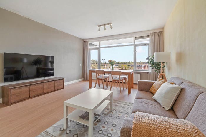 4-kamerappartement te koop in Hogewey-Noord, Weesp