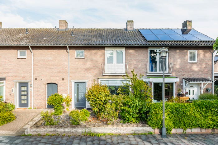 4-kamerhuis te koop in Waalre – Burgemeester van Dommelenlaan, Aalst