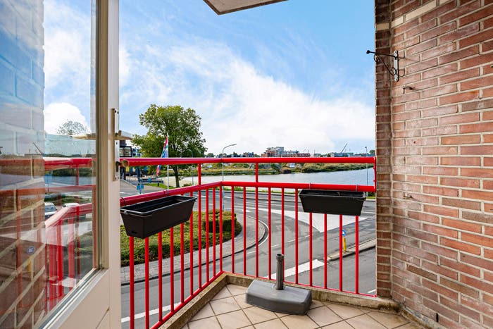 3-kamerappartement te koop in Delfzijl – Burgemeester Buiskoolplein, Centrum-Delfzijl