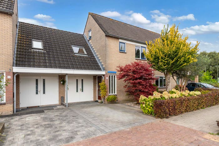 6-kamerhuis te koop in Emmeloord – Bunschotenlaan, Emmeloord-de Zuidert