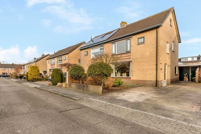 5-kamerhuis te koop in Maartensdijk Kern, Maartensdijk