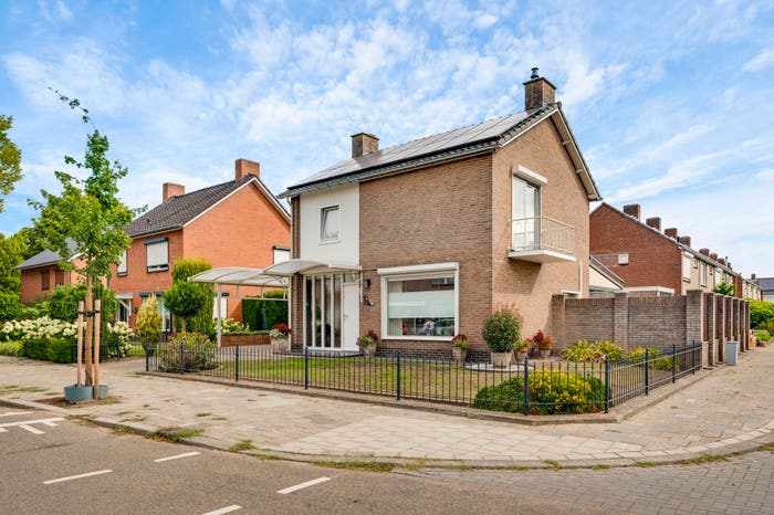 10-kamerhuis te koop in Weert – Middelstestraat, Leuken