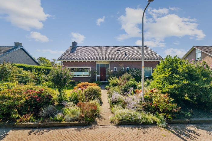 8-kamerhuis te koop in Lemelerveld kern west, Lemelerveld