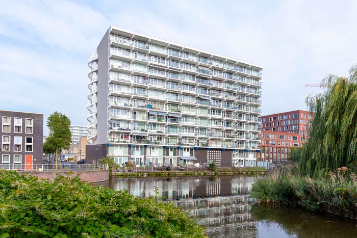 4-kamerappartement te koop in Amsterdam – Frissenstein, F-buurt