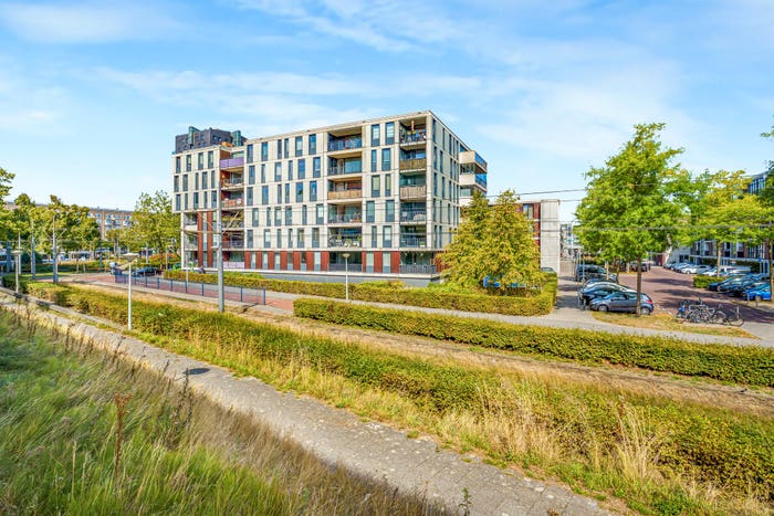 4-kamerappartement te koop in Amsterdam – Willem Baerdesenstraat, Bakemabuurt