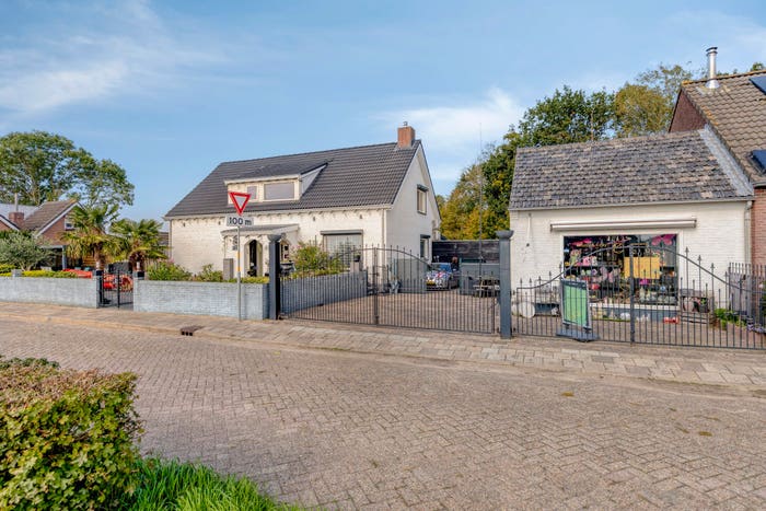 4-kamerhuis te koop in Verspreide huizen waaronder Pelsendijk en Rolaf, Nieuw-Vossemeer