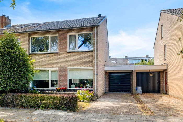 5-kamerhuis te koop in Loon op Zand – Armstrongstraat, Molenwijk (noord)