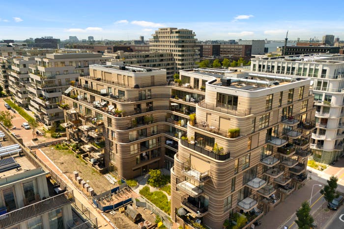 2-kamerappartement te koop in Amsterdam – Spadinalaan, Overhoeks