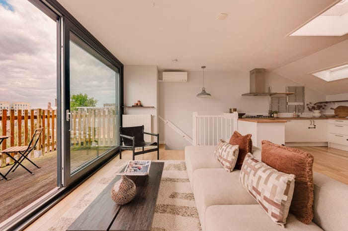 4-kamerappartement te koop in Amsterdam – Pythagorasstraat, Linnaeusparkbuurt