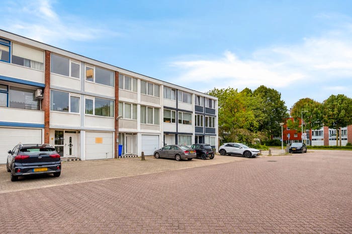 6-kamerhuis te koop in Amsterdam – Nederhoven, Buitenveldert-Zuidoost