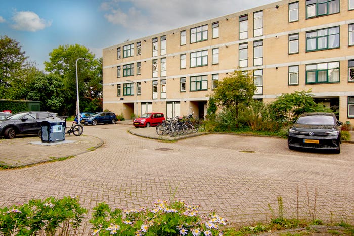 3-kamerappartement te koop in Haarlem – Narcisplantsoen, Bloemenbuurt