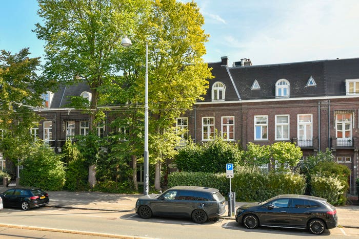 6-kamerhuis te koop in Amsterdam – Hoofdweg, Paramariboplein e.o.