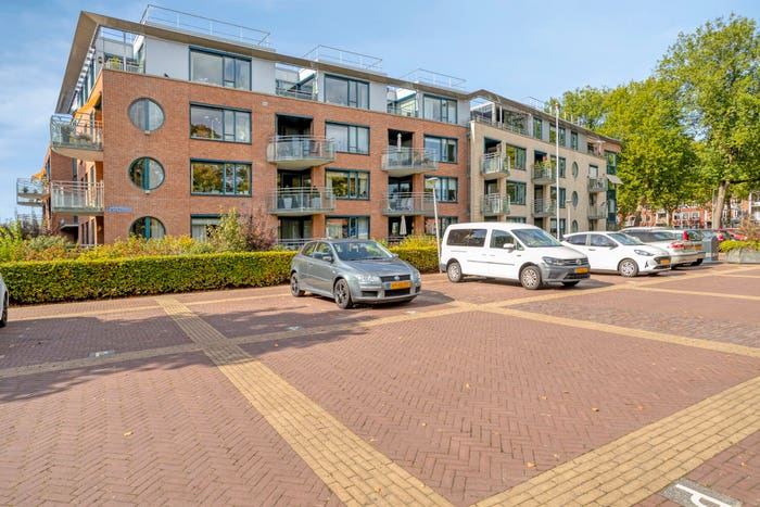 3-kamerappartement te koop in Emmeloord – Cornelis Dirkszplein, Emmeloord-Centrum-Tussen Gracht en Vaart
