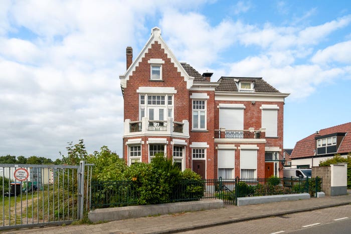 6-kamerhuis te koop in De Bothoven, Enschede