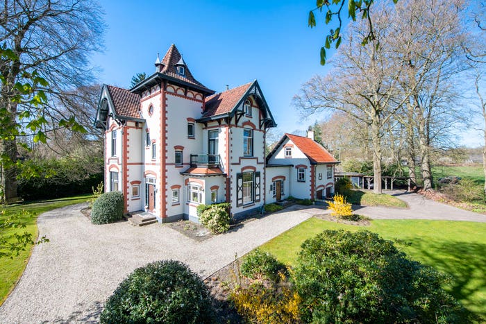 9-kamerhuis te koop in Villapark, Hattem