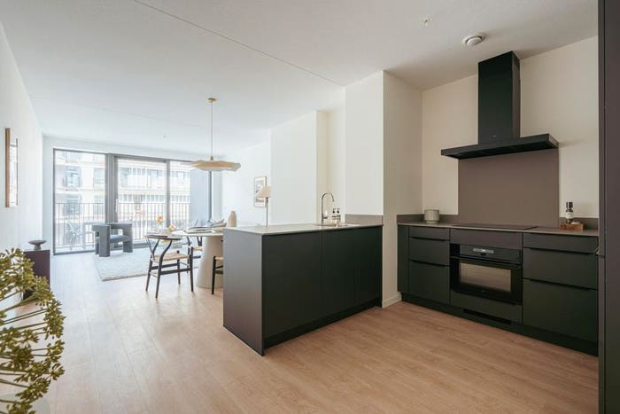 3-kamerappartement te koop in Amsterdam – Elizabeth Anscombestraat, Koningin Wilhelminaplein