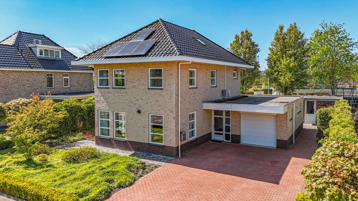 6-kamerhuis te koop in Emmeloord-Emmelhage-Boswonen, Emmeloord