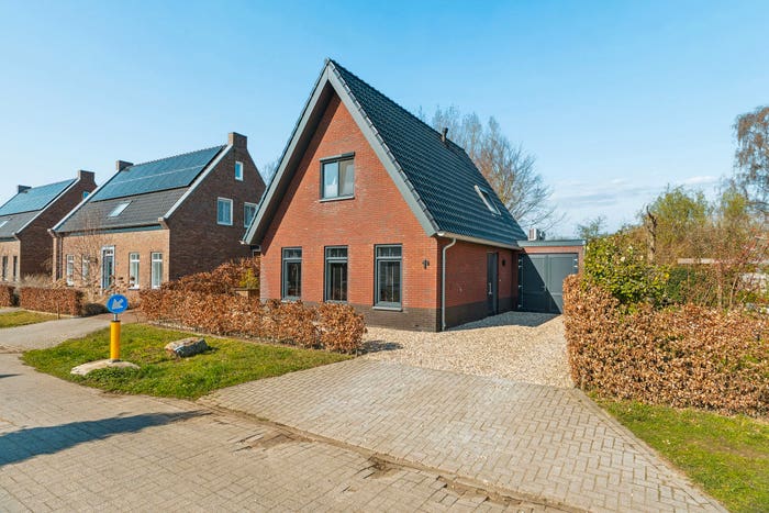 4-kamerhuis te koop in Verspreide huizen De Hogenend en Oud-Dijk, Didam