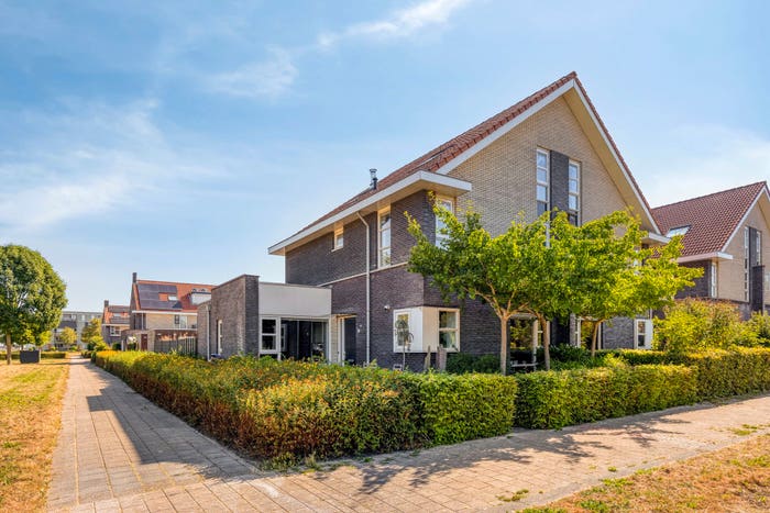 8-kamerhuis te koop in Zeewolde – Warmelo, Buurt 4
