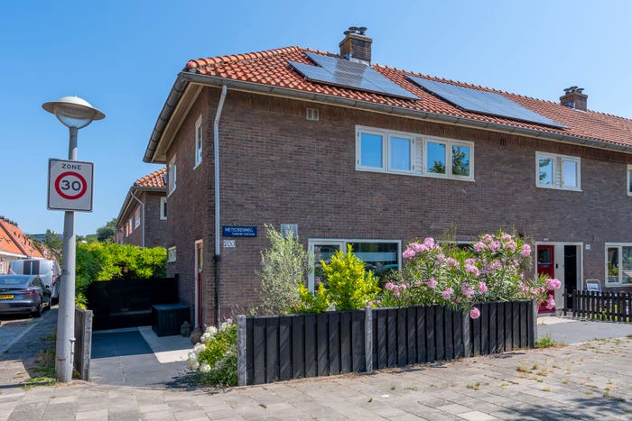4-kamerhuis te koop in Amsterdam – Meteorenweg, Tuindorp Oostzaan-Oost