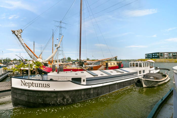 4-kamerhuis te koop in Amsterdam – Haringbuisdijk, Water