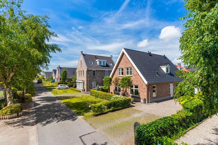 5-kamerhuis te koop in Hagestein kern, Hagestein