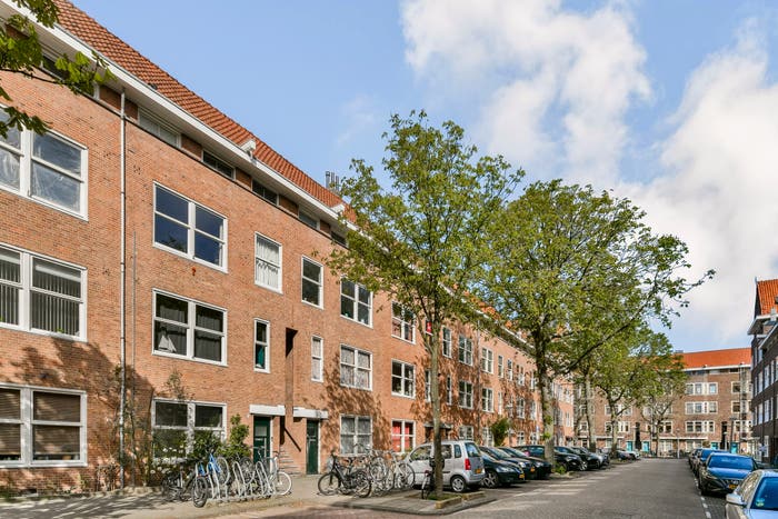 3-kamerappartement te koop in Pieter van der Doesbuurt, Amsterdam