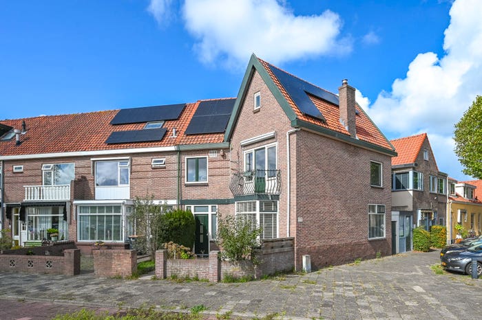 7-kamerhuis te koop in Natuurkundigenbuurt, IJmuiden
