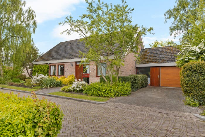 5-kamerhuis te koop in Zandplatenbuurt, Delfzijl