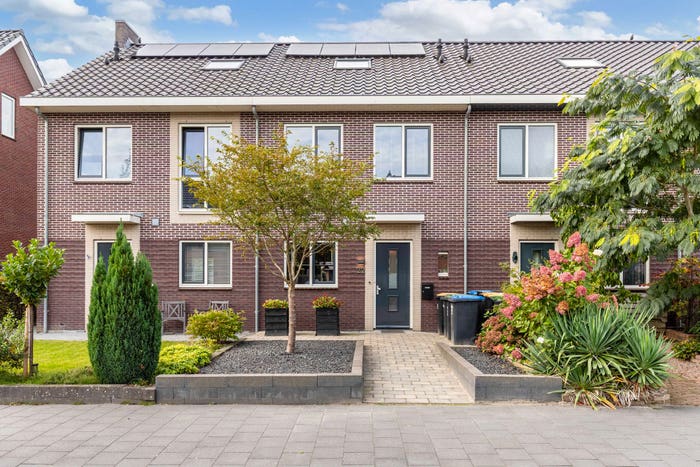 5-kamerhuis te koop in Emmeloord – Darwinhage, Emmeloord-Emmelhage-Boswonen