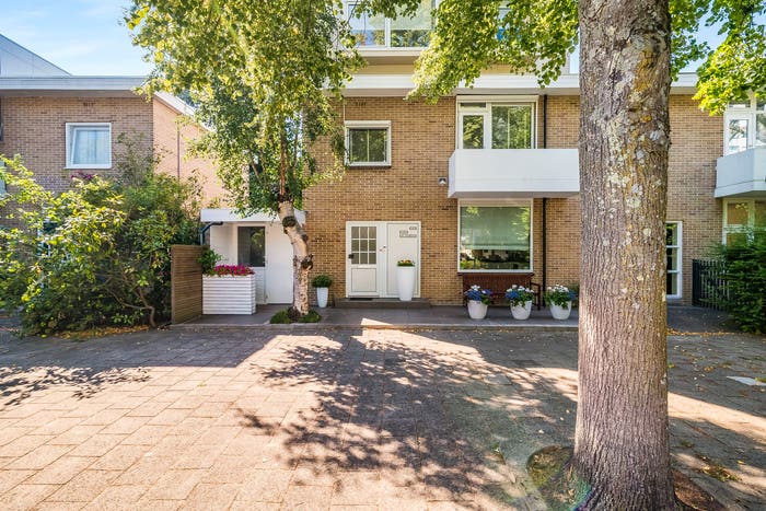 5-kamerhuis te koop in Amsterdam – Harry Koningsbergerstraat, Coronelbuurt