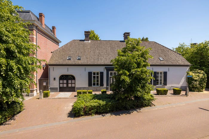 9-kamerhuis te koop in Waalre – Markt, Waalre