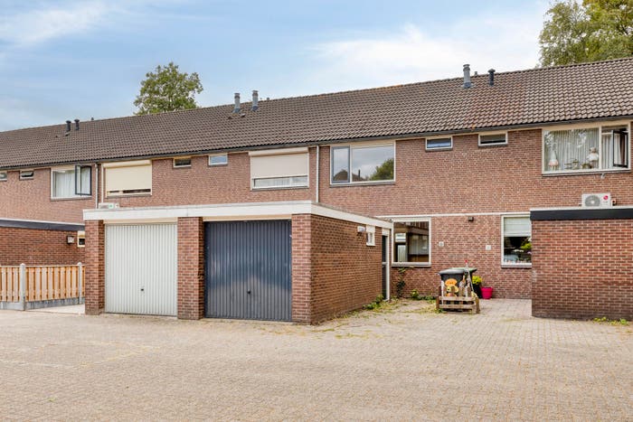 6-kamerhuis te koop in 's-Heerenberg, oostelijke uitbreiding, 's-Heerenberg