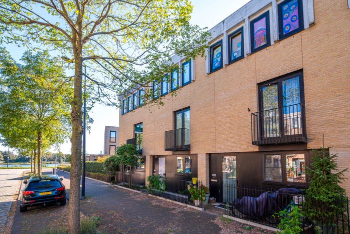 5-kamerhuis te koop in Amsterdam – Eva Besnyöstraat, Theo van Goghparkbuurt