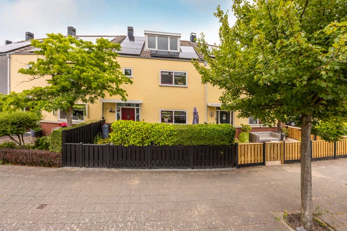 6-kamerhuis te koop in Florarondebuurt, Velserbroek