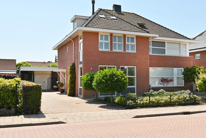 6-kamerhuis te koop in Nieuw-Vossemeer, Nieuw-Vossemeer