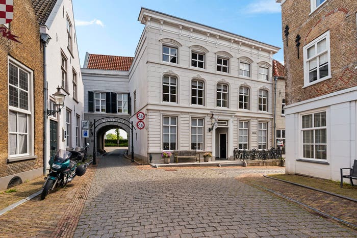 8-kamerhuis te koop in Ravenstein, Ravenstein
