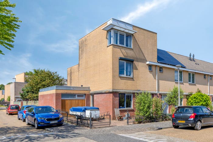 5-kamerhuis te koop in Derde woonwijk, Zeewolde