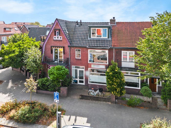 6-kamerhuis te koop in Natuurkundigenbuurt, IJmuiden