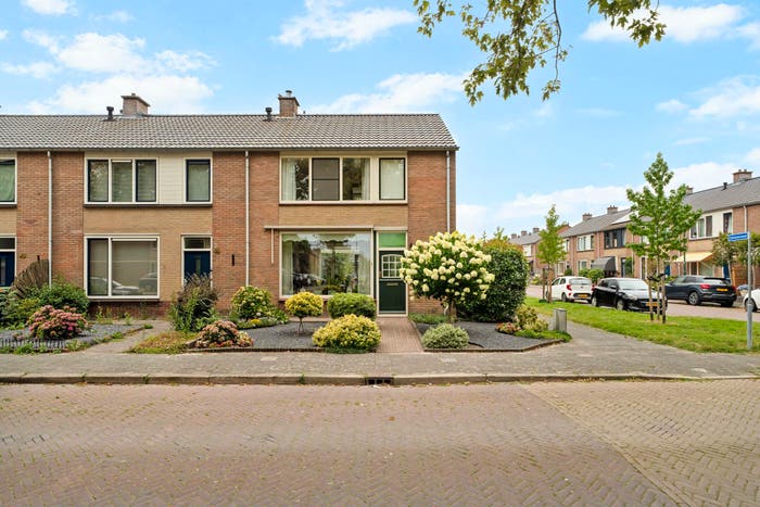 4-kamerhuis te koop in Bunschoten-Spakenburg – Zuiderzeelaan, Broerswetering