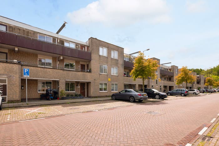 2-kamerappartement te koop in Amsterdam – Overleg, Calandlaan/Lelylaan