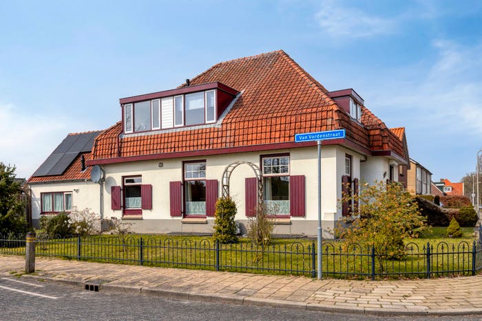 4-kamerhuis te koop in Noord, Borculo